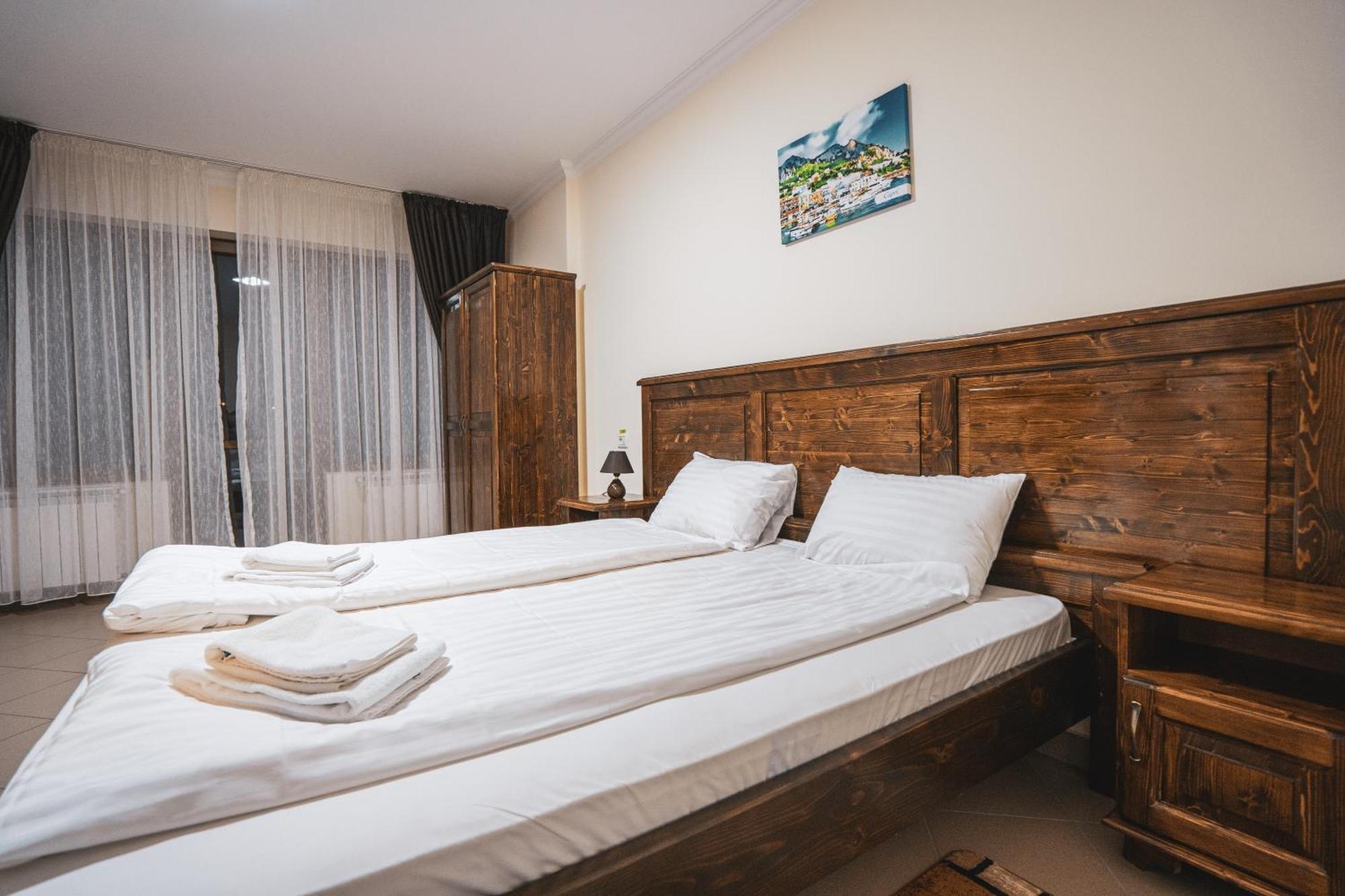 Hotel Rabbit Bran Моечу-де-Жос Экстерьер фото
